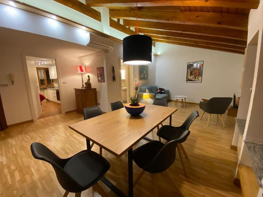 Maison De Trotte Aosta Luaran gambar